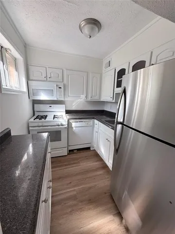 $1,495 | 120 Biscayne Drive Northwest, Unit C5, Atlanta, GA 30309