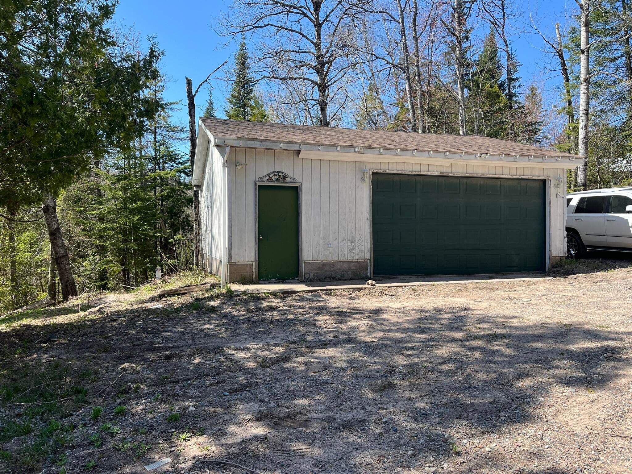6673 South River Road Brimley, MI 49715 - Photo 3 of 34 Gallery Image 3