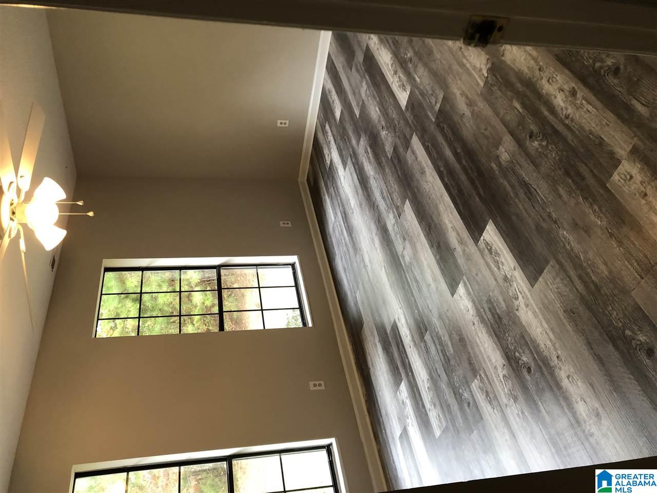 706 Valley Trail Warrior, AL 35180 - Photo 12 of 15