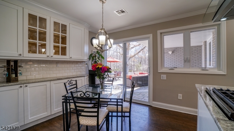 13 Laurel Place Chester, NJ 07930 - Photo 15 of 45