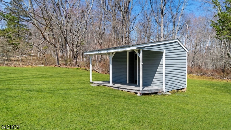 13 Laurel Place Chester, NJ 07930 - Photo 42 of 45