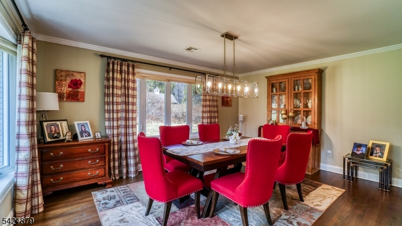 13 Laurel Place Chester, NJ 07930 - Photo 10 of 45