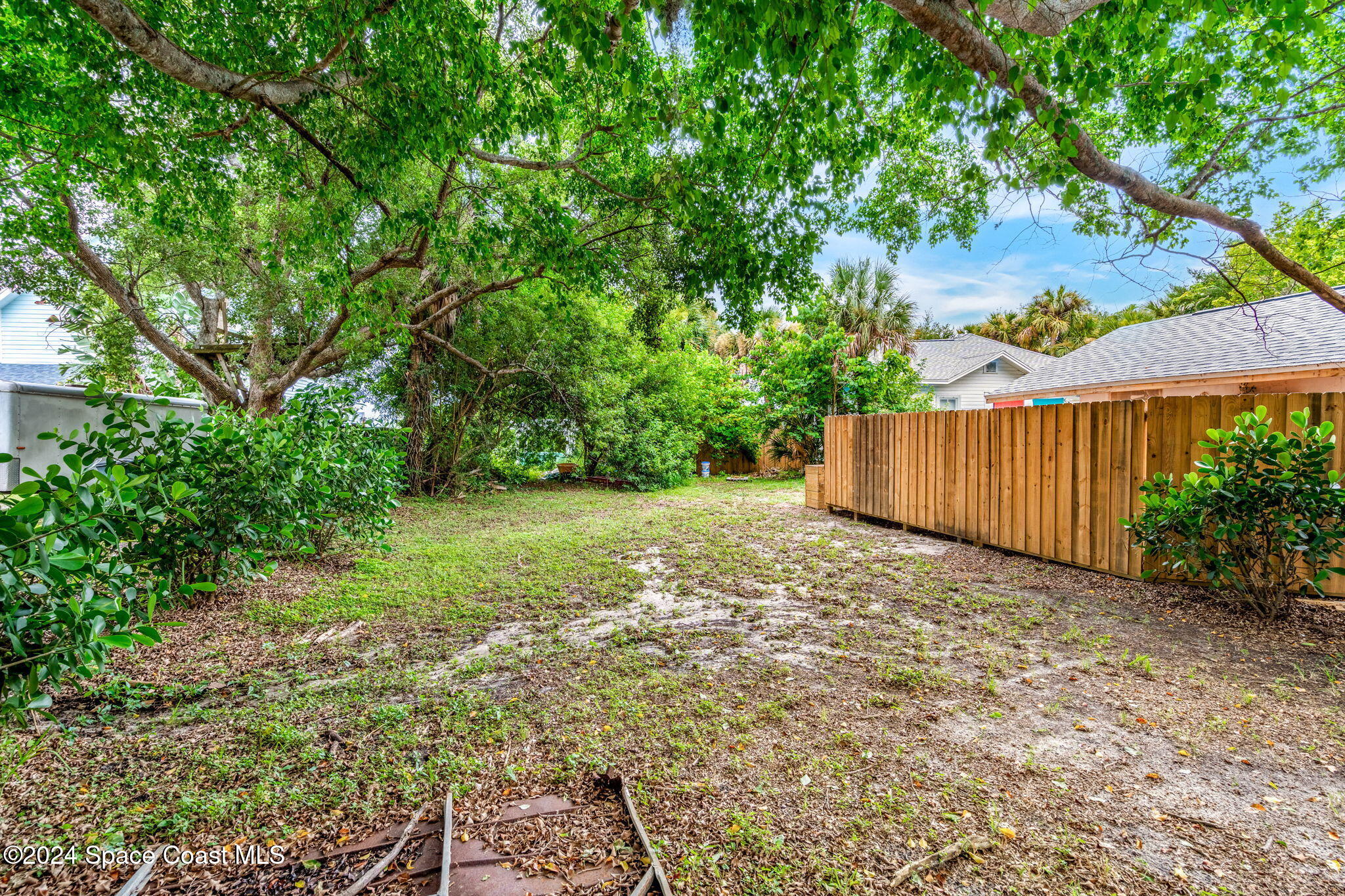 1365 Pineapple Avenue, Unit N Melbourne, FL 32935 - Photo 25 of 42 22-web-or-mls-DSC07627-HDR