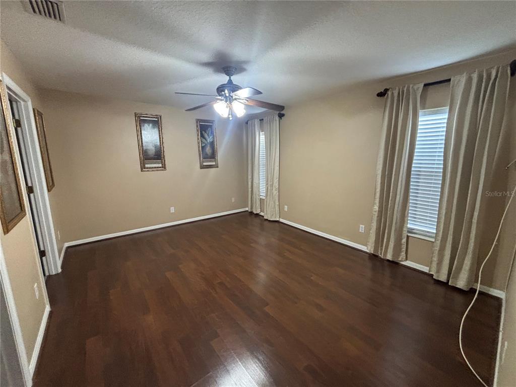 14226 Tree Swallow Way Lakewood Ranch, FL 34202 - Photo 12 of 28 Gallery Image 12