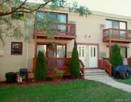 front view of house with a yard