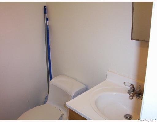 17 Sneden Place West, Unit 17 Spring Valley, NY 10977 - Photo 21 of 29 Exterior Front