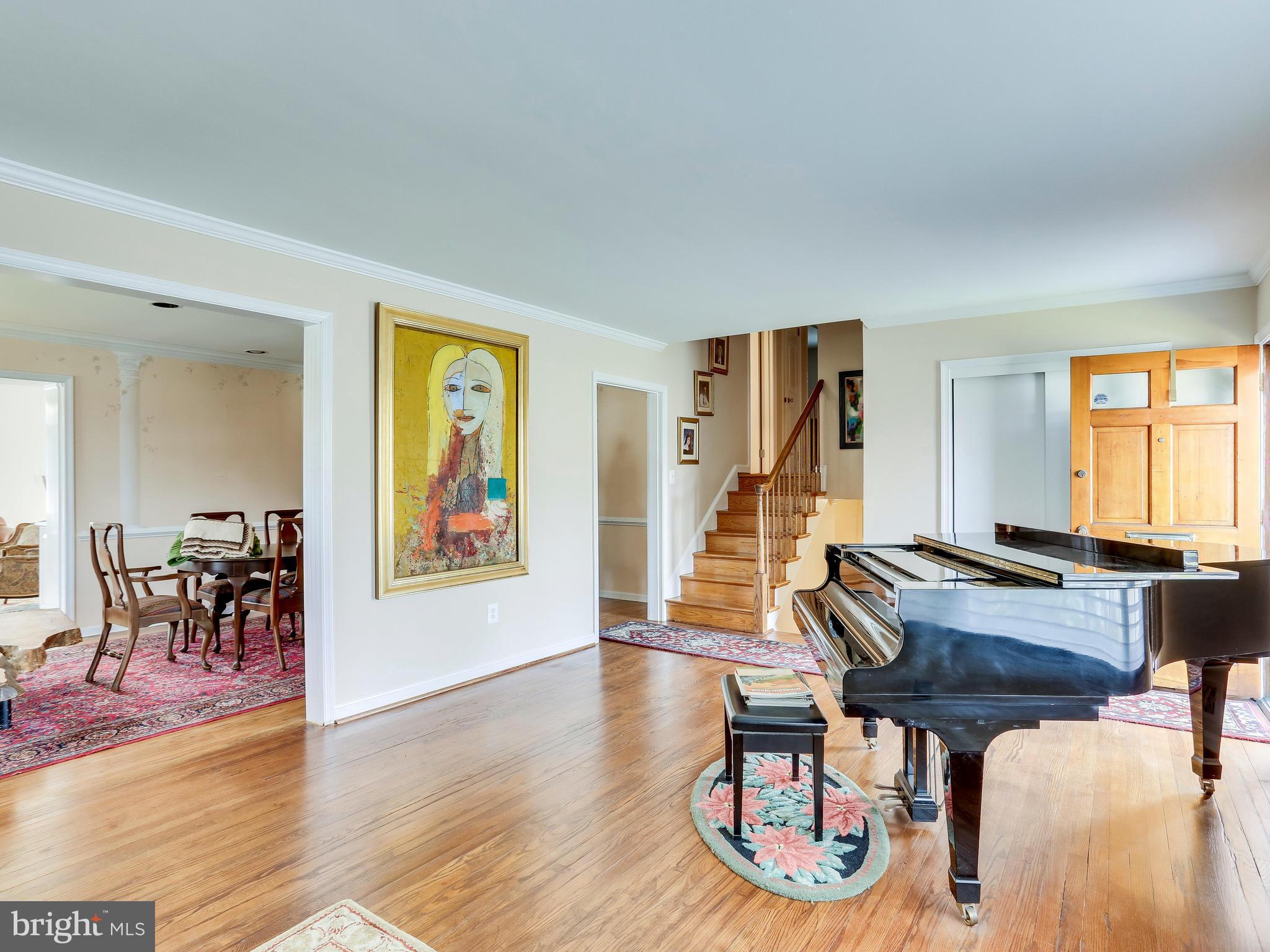 7905 Beech Tree Road Bethesda, MD 20817 - Photo 6 of 25 Interior (General)