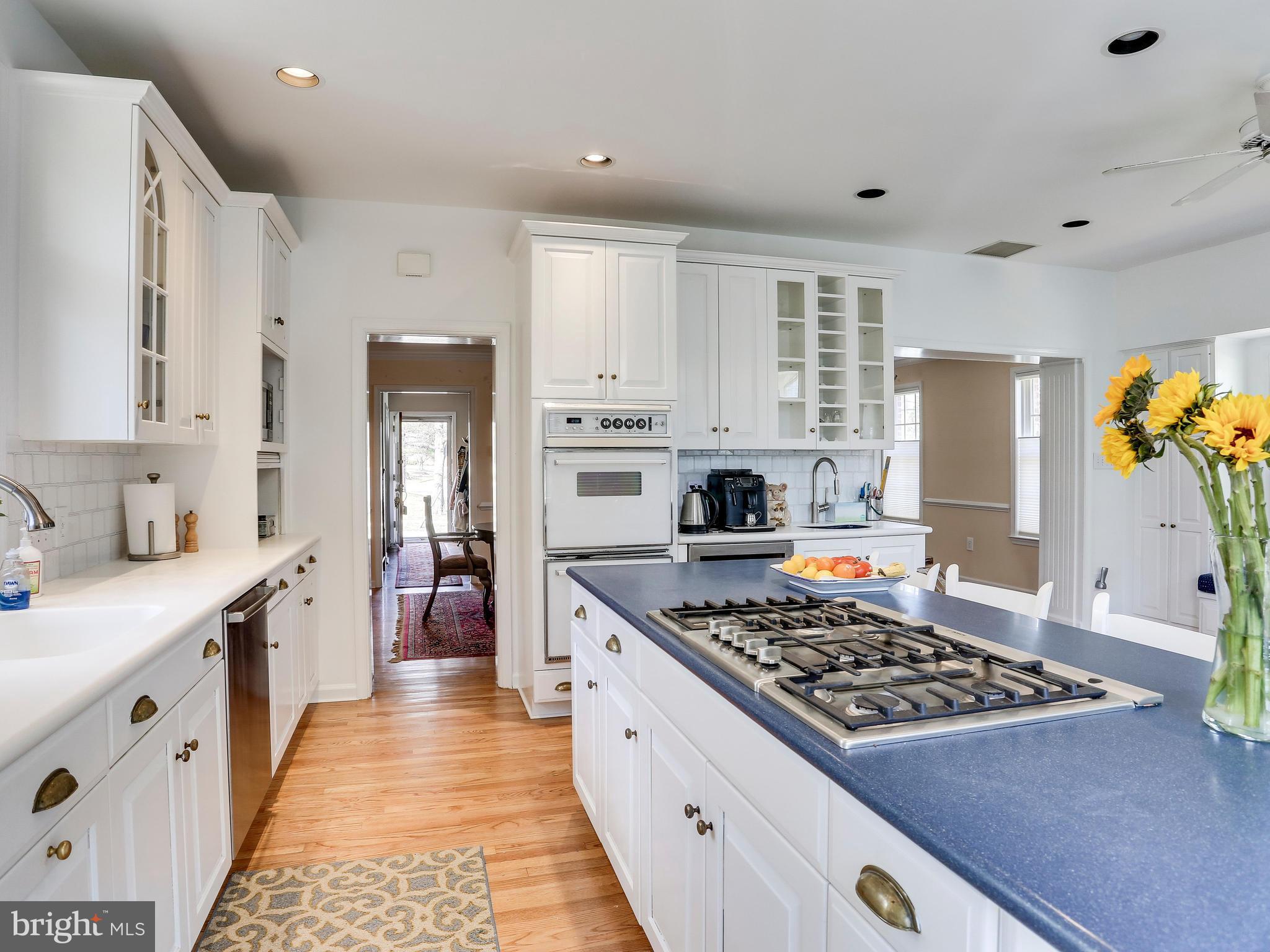 7905 Beech Tree Road Bethesda, MD 20817 - Photo 9 of 25 Kitchen