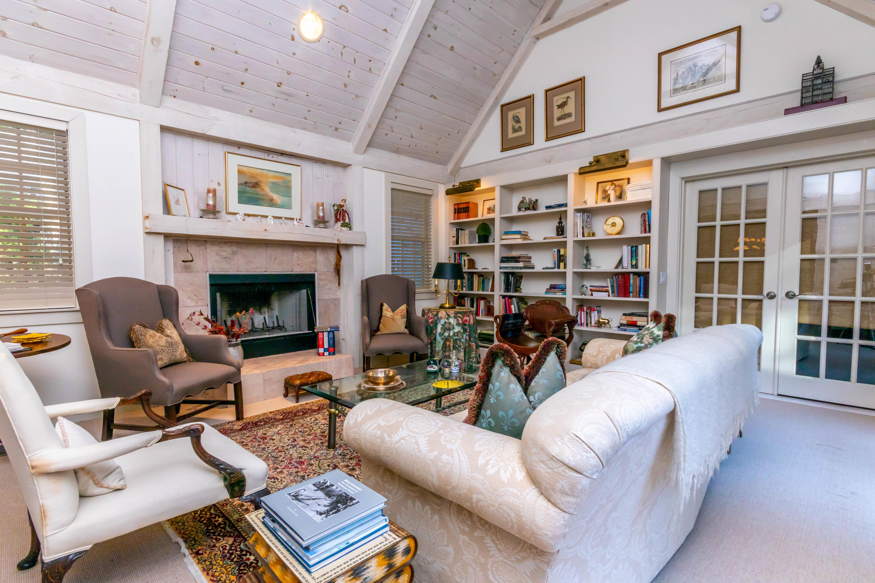 186 Cairn Ridge Road East Falmouth, MA 02536 - Photo 16 of 49 Cathedral living room