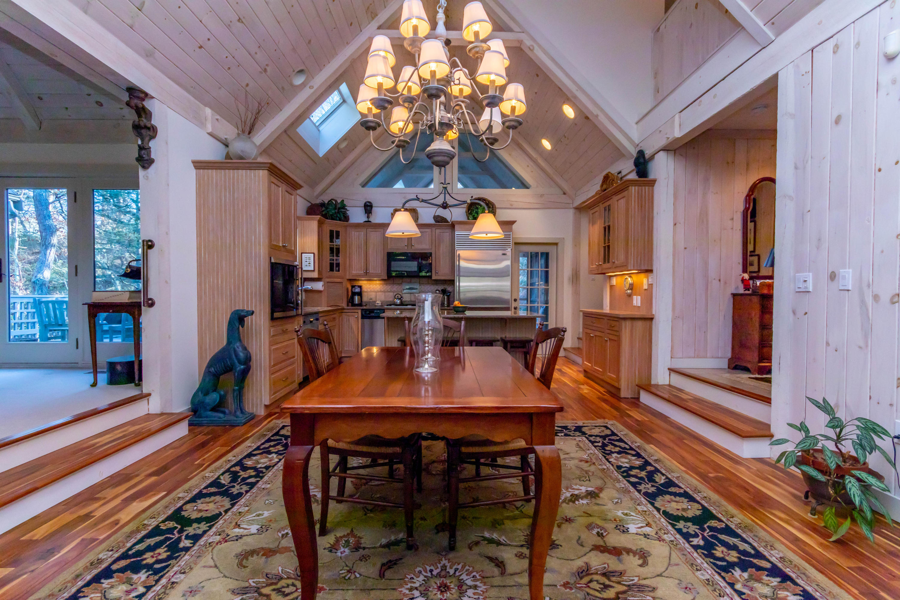 186 Cairn Ridge Road East Falmouth, MA 02536 - Photo 5 of 49 Dining/kitchen