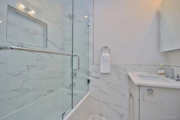 a close up view of washer and dryer
