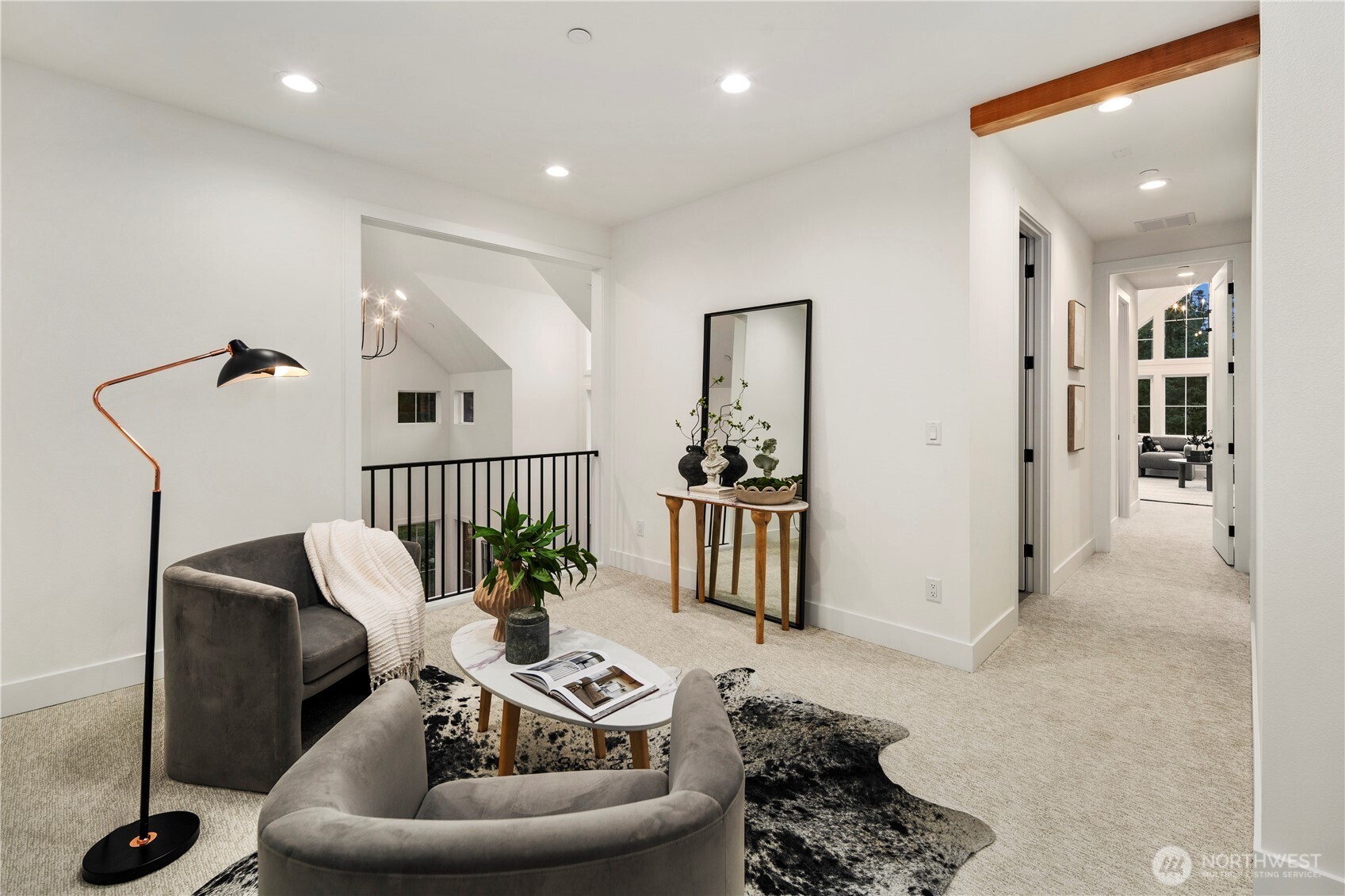 961 Larkspur Loop Cle Elum, WA 98922 - Photo 36 of 40 a living room with furniture and a potted plant