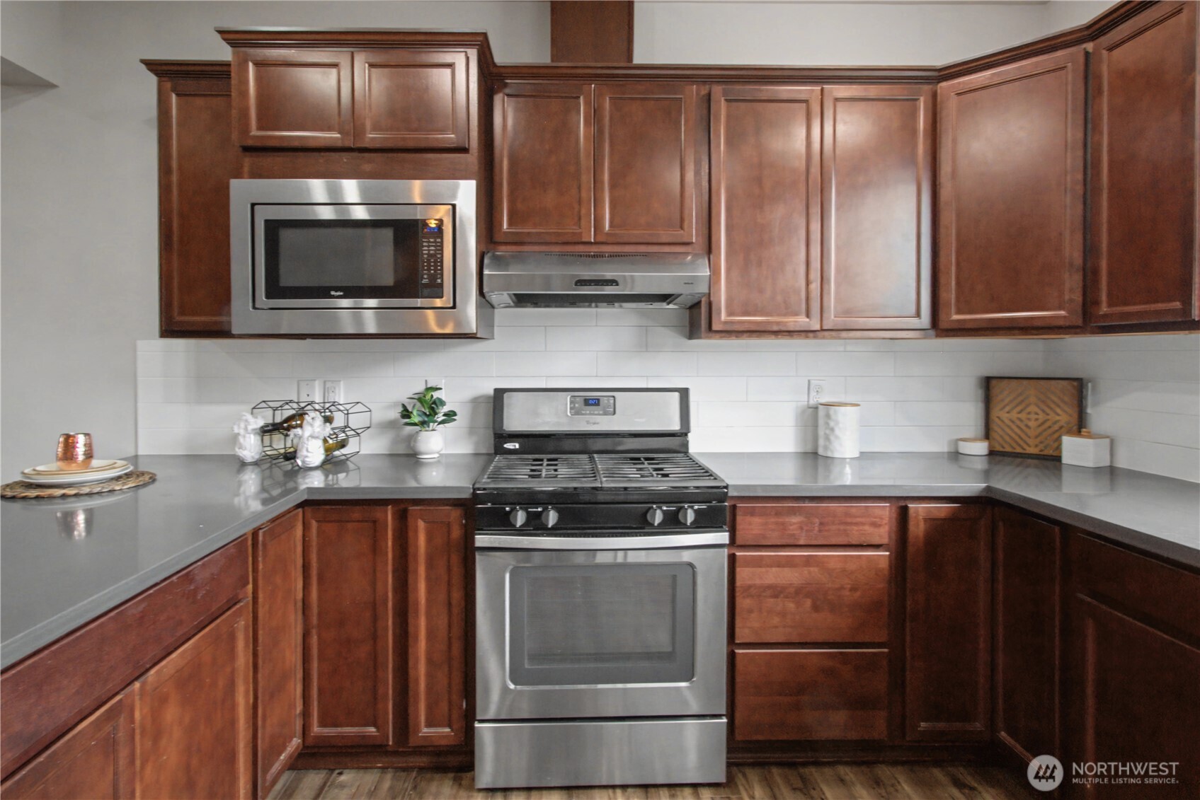 16611 48th Avenue West, Unit A2 Edmonds, WA 98026 - Photo 8 of 30