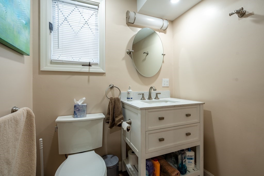 24 Grandview Road Danvers, MA 01923 - Photo 20 of 35