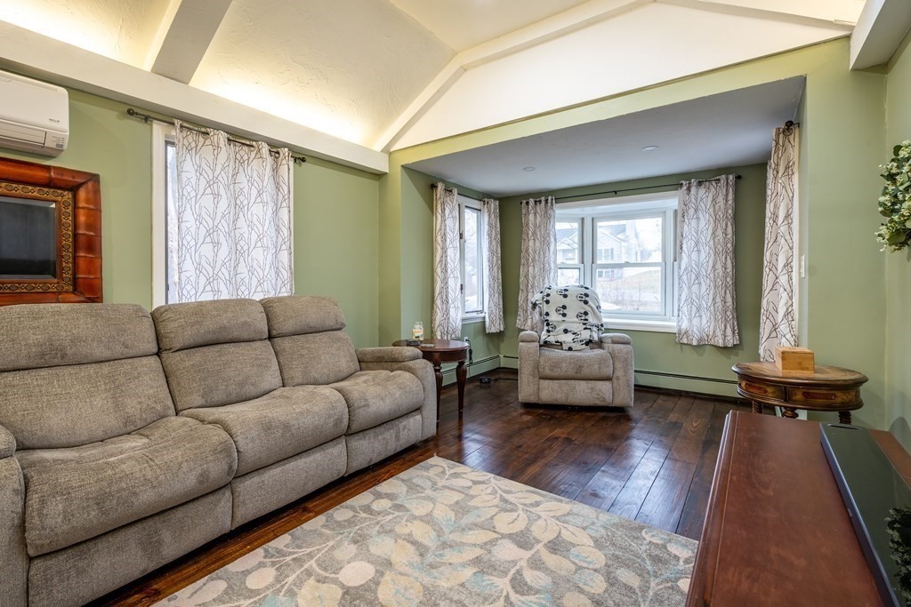 24 Grandview Road Danvers, MA 01923 - Photo 10 of 35