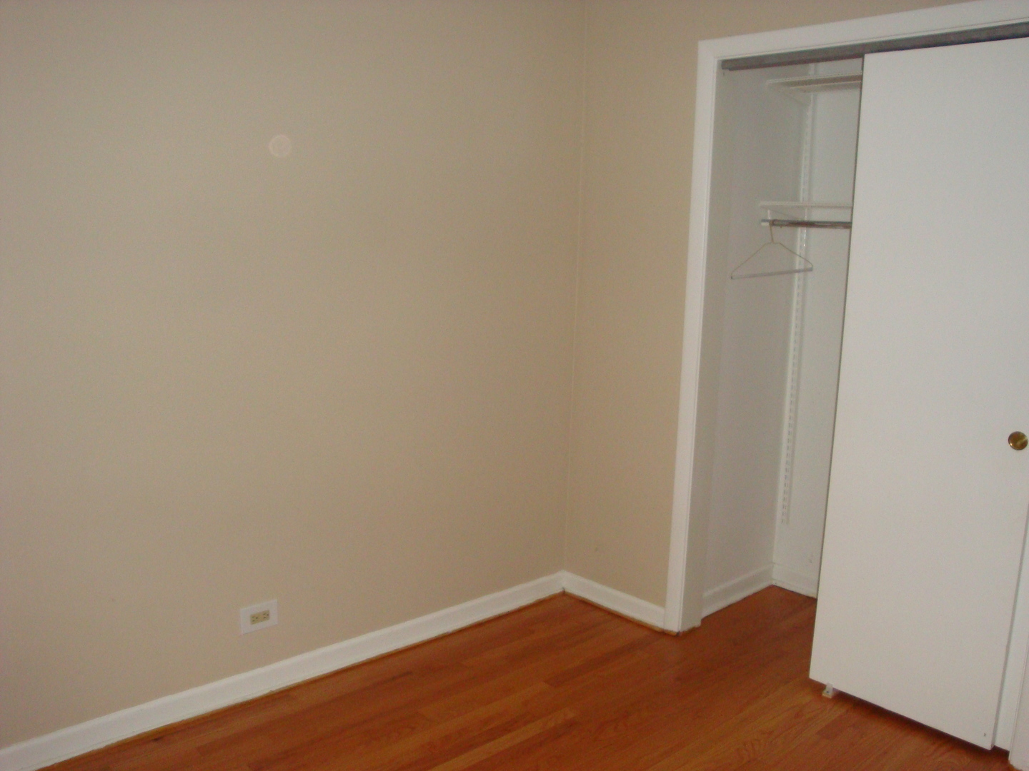 601 Forest Road La Grange Park, IL 60526 - Photo 14 of 22 a view of an empty room with wooden floor