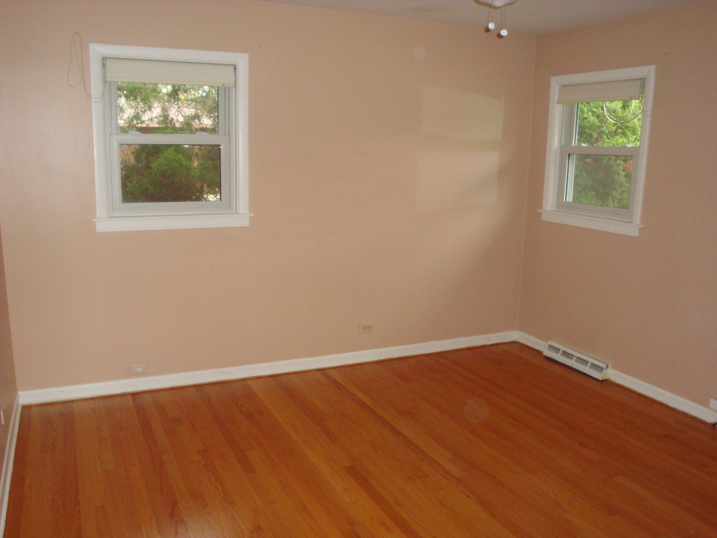 601 Forest Road La Grange Park, IL 60526 - Photo 16 of 22 an empty room with a window