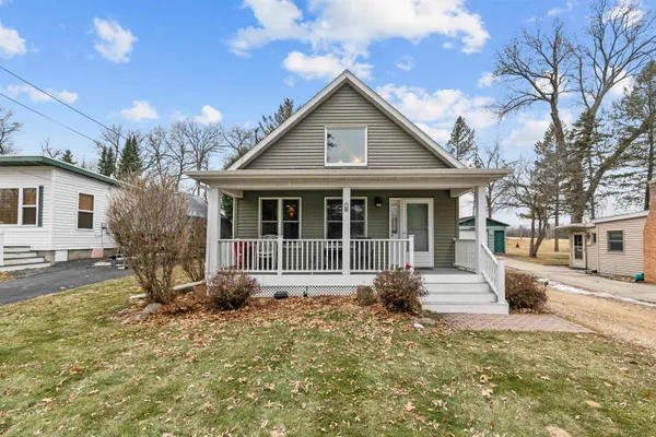 $377,500 | N4273 Lake View Drive, Markesan, WI 53946