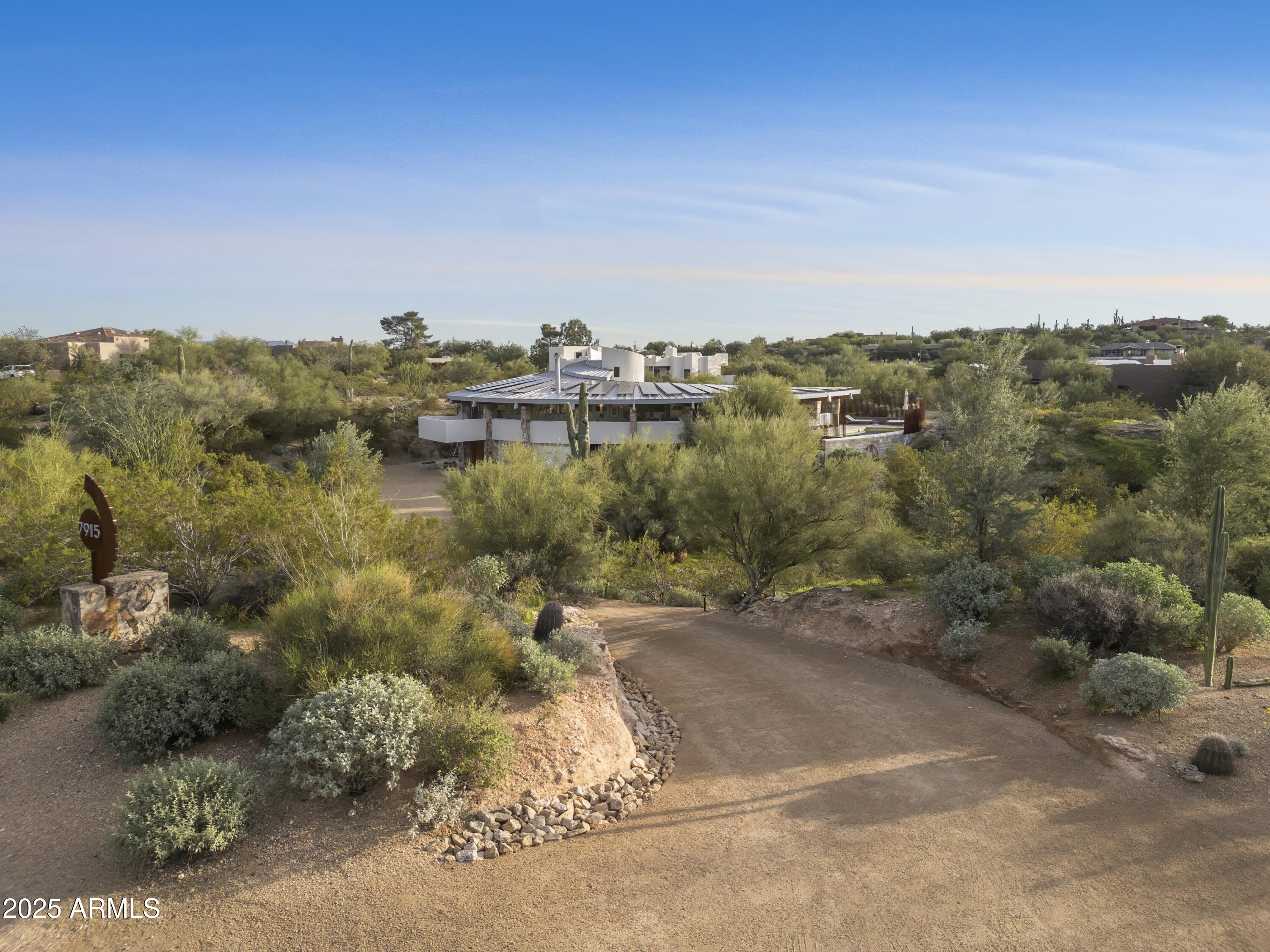 7915 East Primrose Path Carefree, AZ 85377 - Photo 4 of 46 2 Homes on 2 Acres