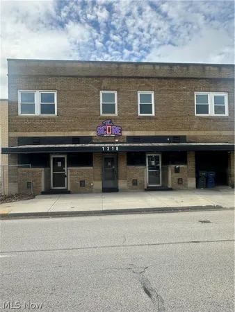 $450,000 | 1318 Warrensville Center Road, Cleveland Heights, OH 44121