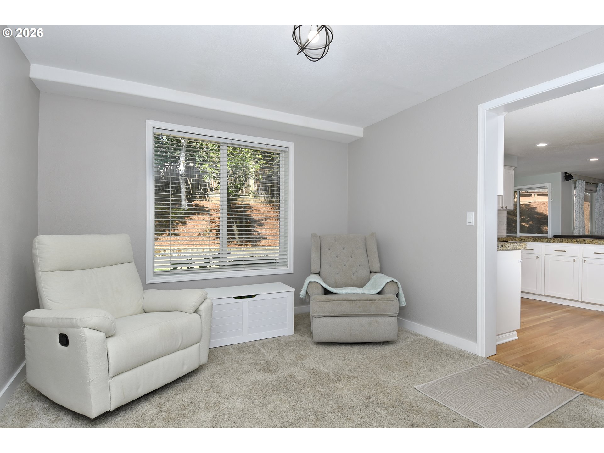 151 Southeast Condor Drive Gresham, OR 97080 - Photo 13 of 45 Dining Area