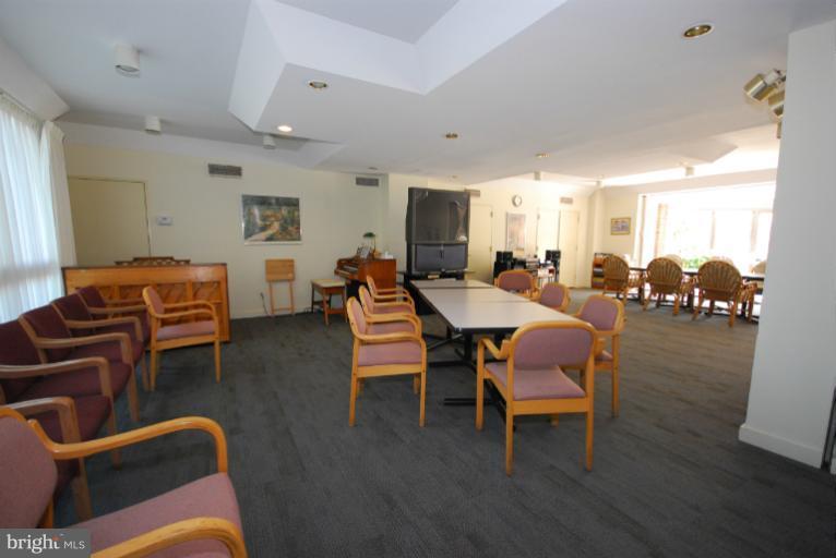 1951 Sagewood Lane, Unit 507 Reston, VA 20191 - Photo 13 of 17 Community