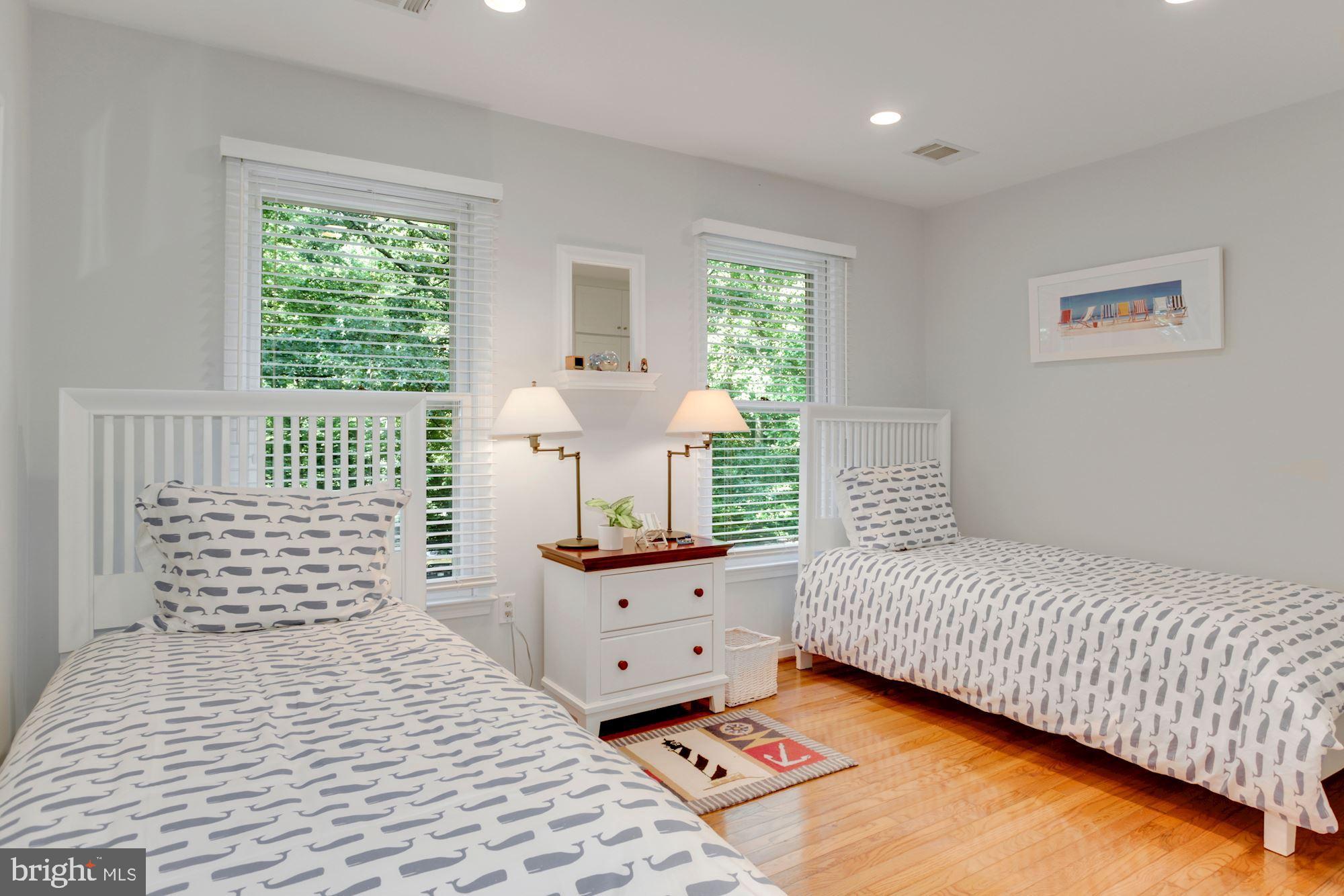 6663 Ridgeway Drive Springfield, VA 22150 - Photo 24 of 49 Upper - bedroom 2