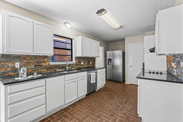 $159,900 | 8633 Knoxville Drive, Unit C27, Lubbock, TX 79423