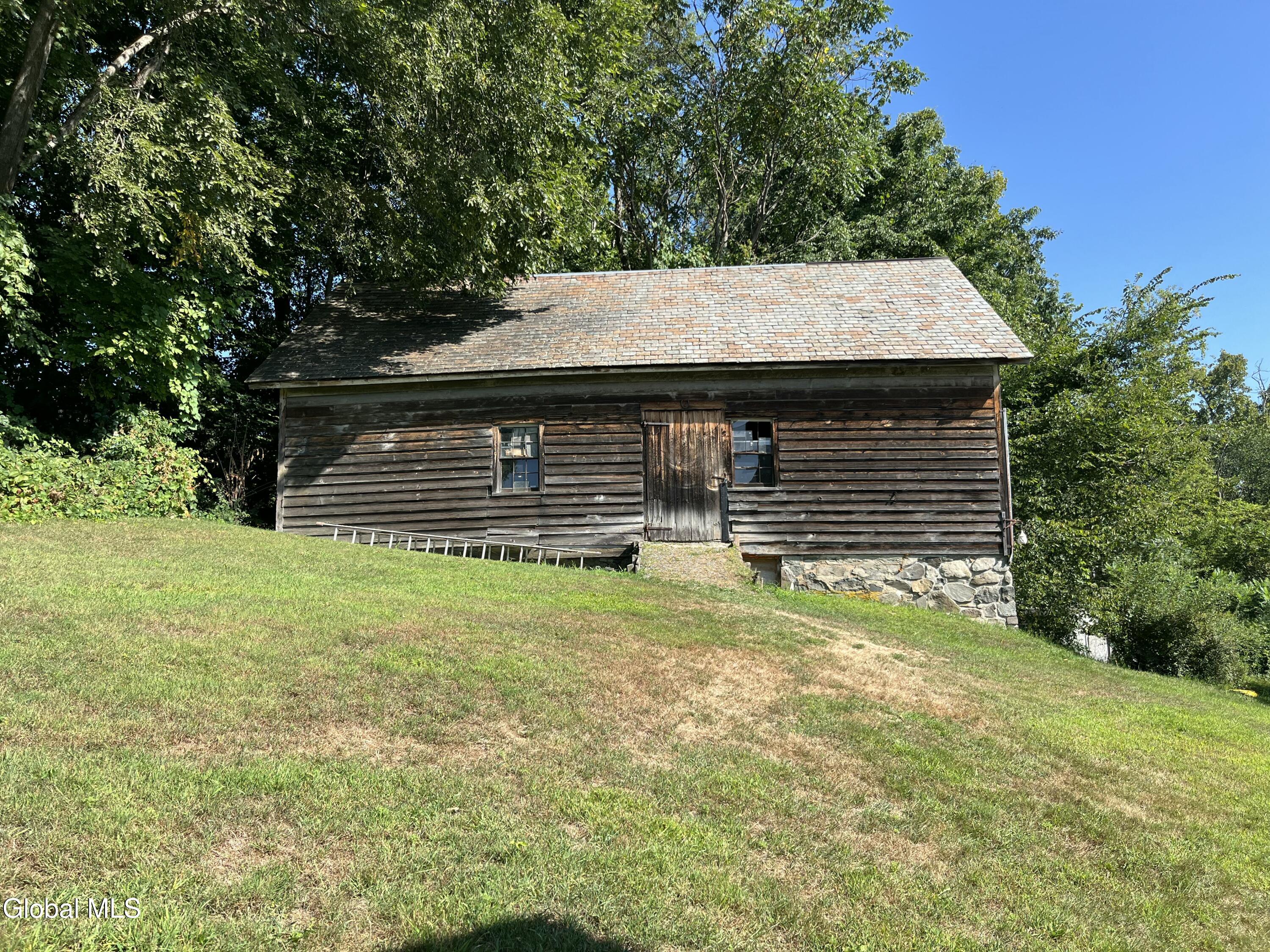 129 White Church Road Brunswick, NY 12180 - Photo 5 of 47 IMG_9043