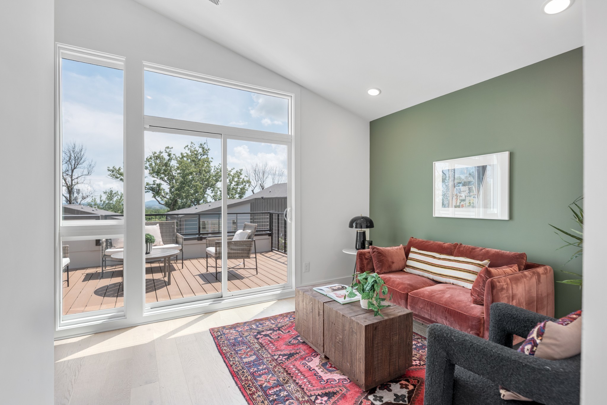 3021 Edwin Street Nashville, TN 37207 - Photo 20 of 48 a living room with furniture and a large window