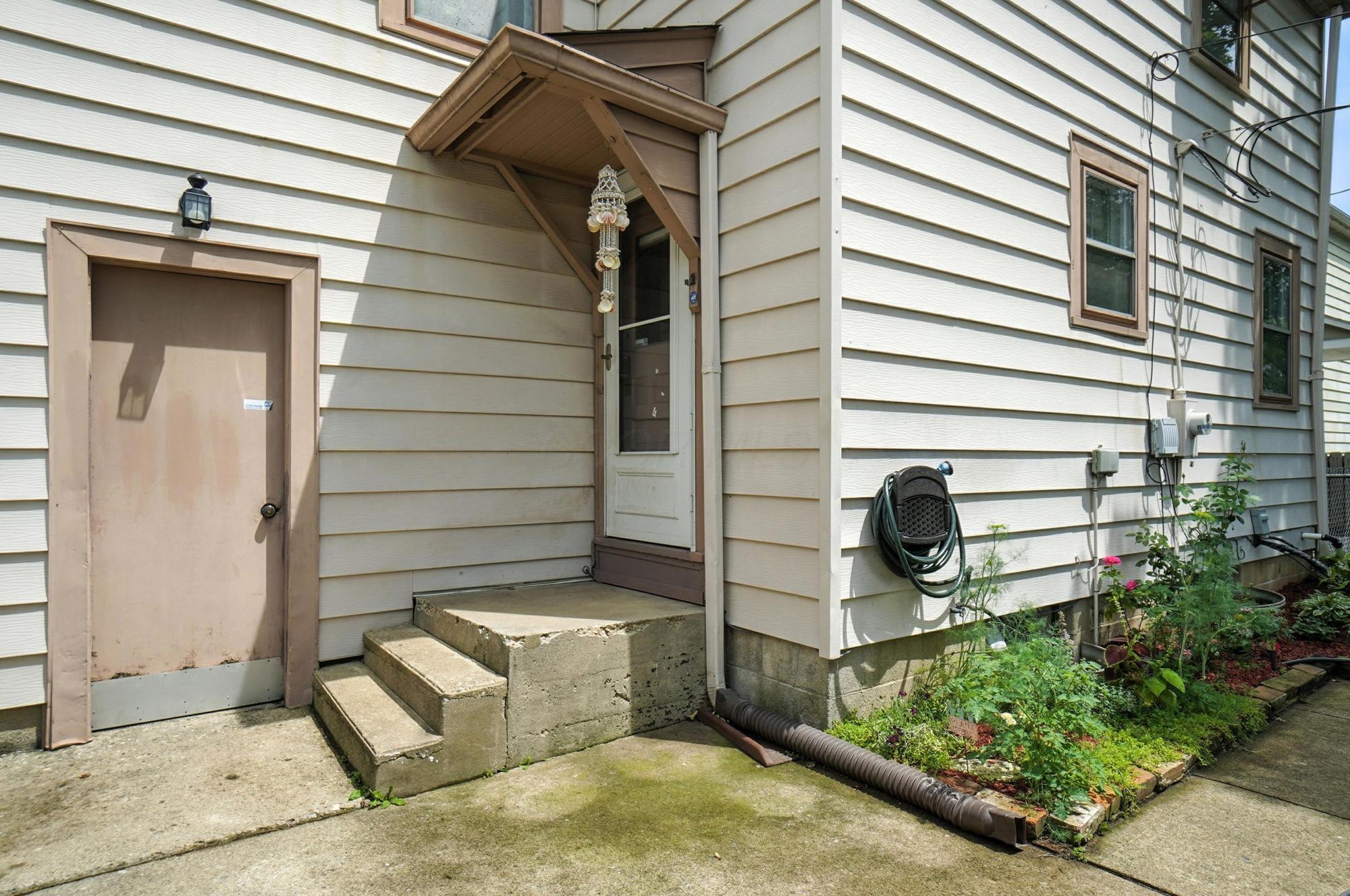 613 Salisbury Road Columbus, OH 43204 - Photo 29 of 47 Come out back to see this gardener's dream area