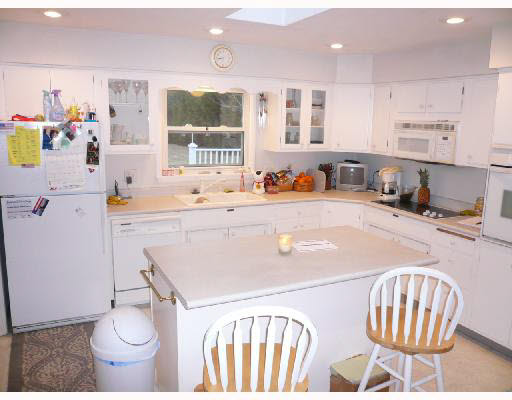 20121 Patterson Road Lakeville, IN 46536 - Photo 4 of 8