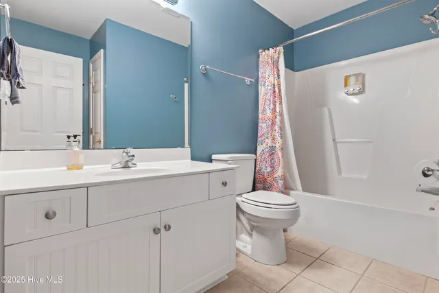 $720,000 | 537 South 3rd Avenue, Unit B, Kure Beach, NC 28449