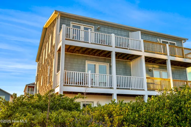 $720,000 | 537 South 3rd Avenue, Unit B, Kure Beach, NC 28449