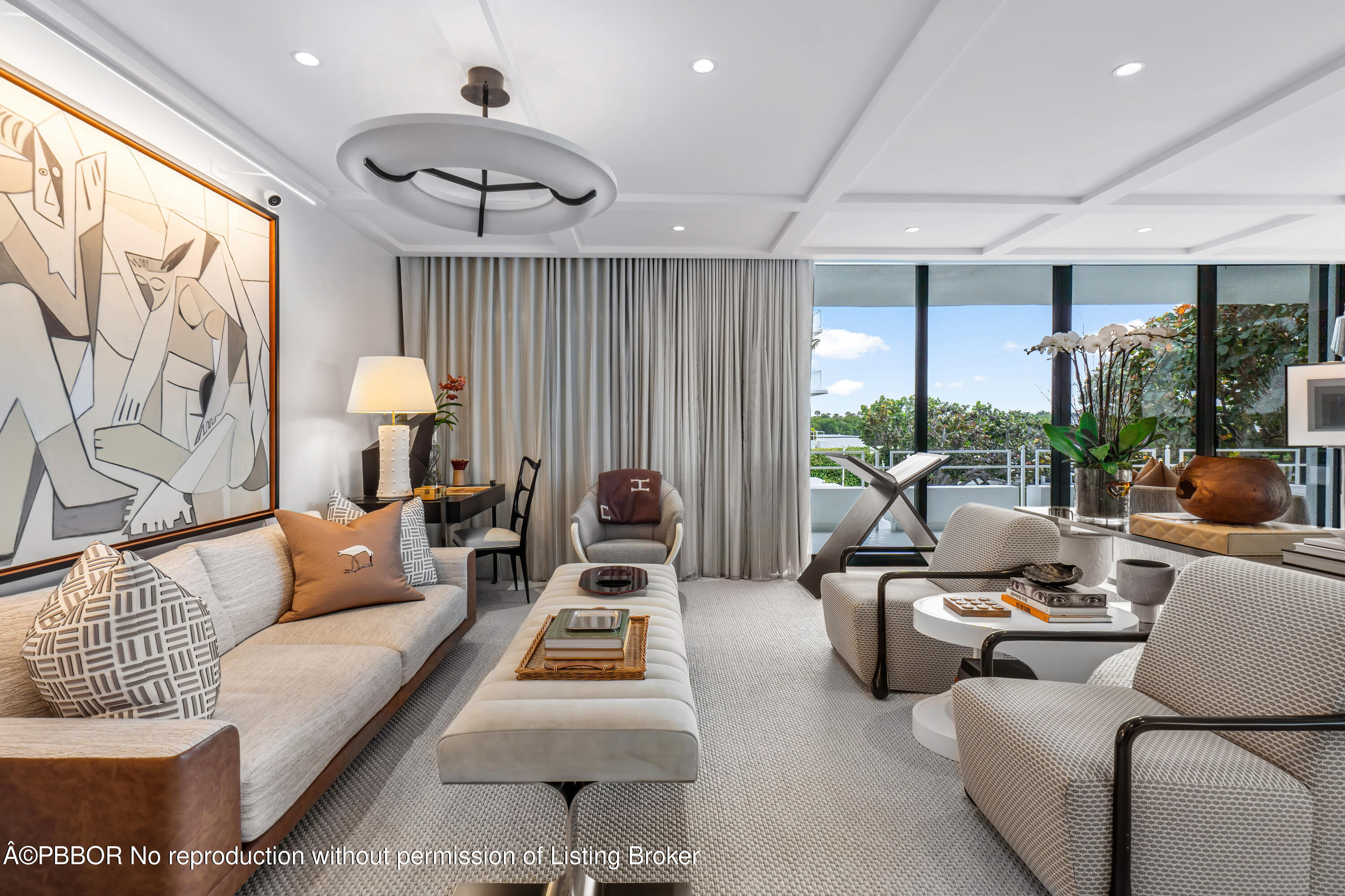 2150 Ibis Isle Road, Unit 80 Palm Beach, FL 33480 - Photo 2 of 29 Living Room