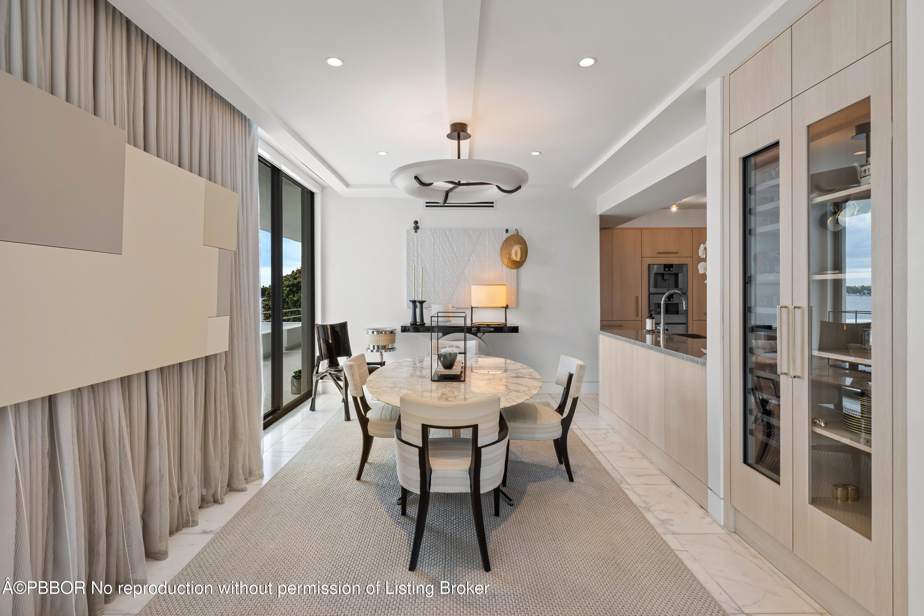 2150 Ibis Isle Road, Unit 80 Palm Beach, FL 33480 - Photo 6 of 29 Dining Room