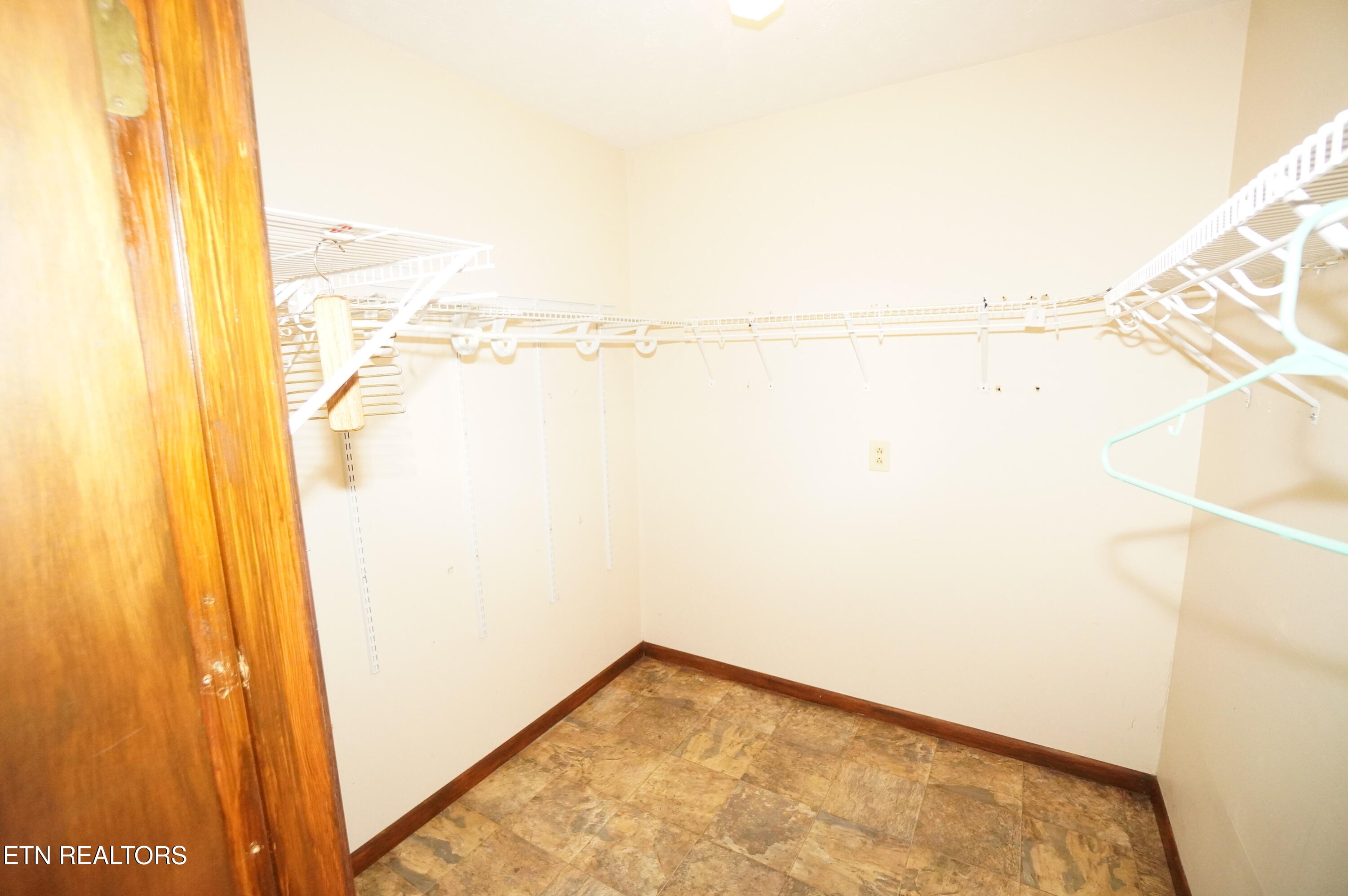 564 Whippoorwill Drive Talbott, TN 37877 - Photo 13 of 36 whippoorwill - youngblood (17)