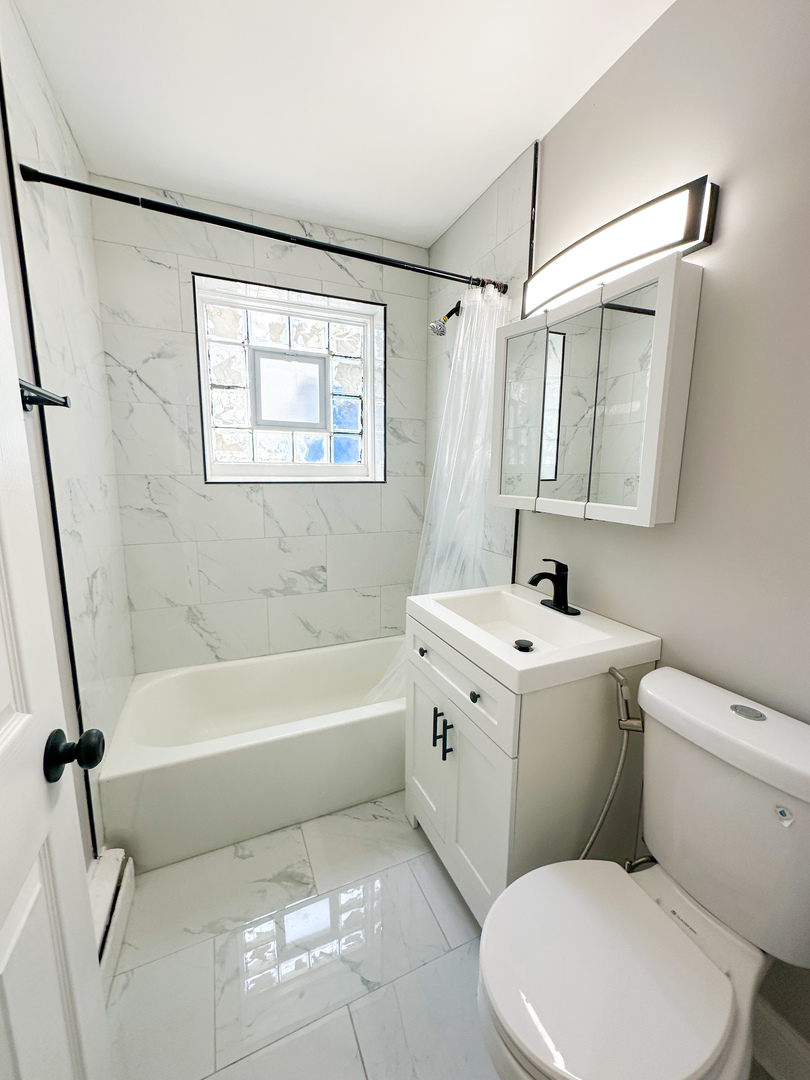 4300 North Keystone Avenue, Unit 1B Chicago, IL 60641 - Photo 5 of 7