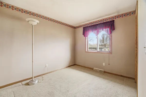 $229,900 | 321 Superior Street, Omro, WI 54963