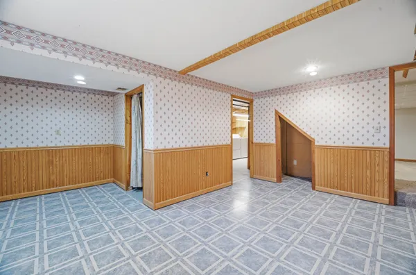 $229,900 | 321 Superior Street, Omro, WI 54963