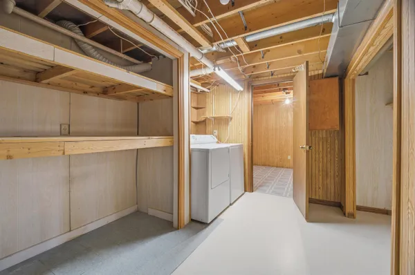 $229,900 | 321 Superior Street, Omro, WI 54963