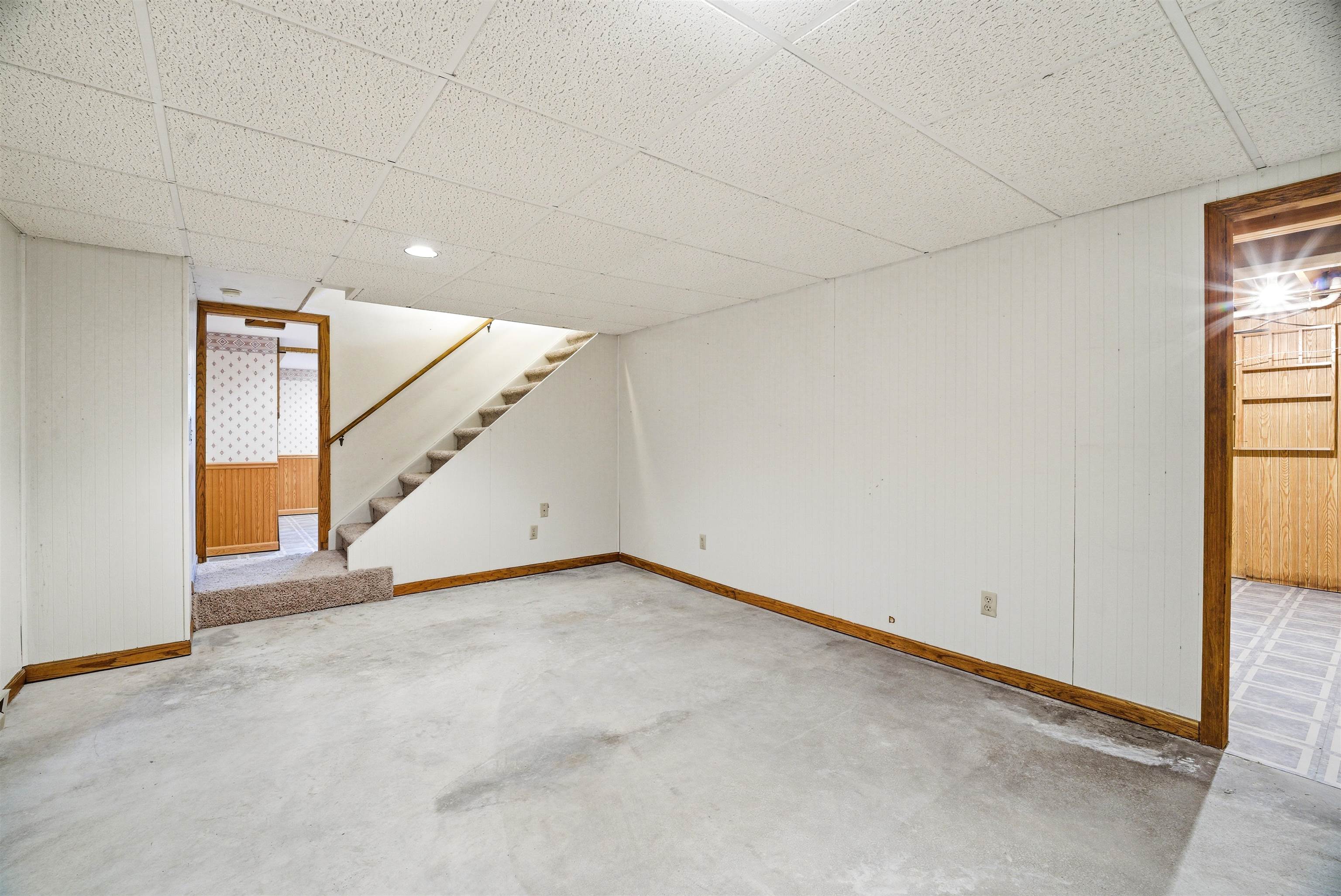 321 Superior Street Omro, WI 54963 - Photo 20 of 26