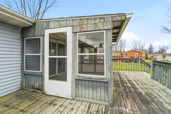 $229,900 | 321 Superior Street, Omro, WI 54963