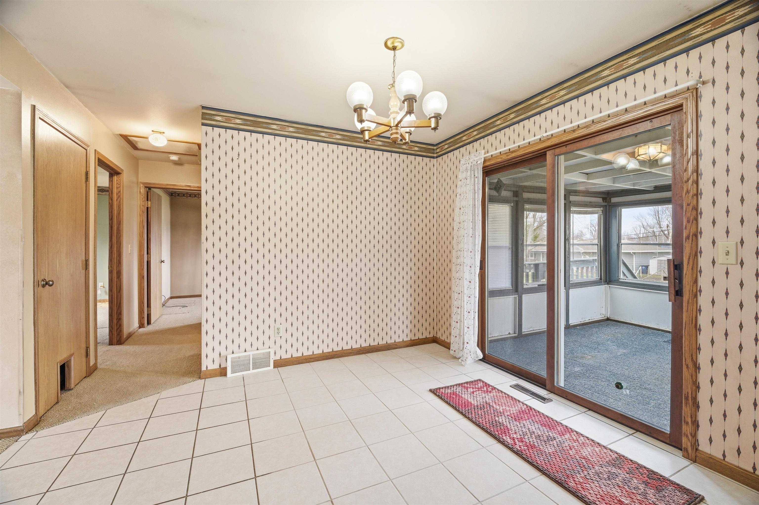 321 Superior Street Omro, WI 54963 - Photo 7 of 26