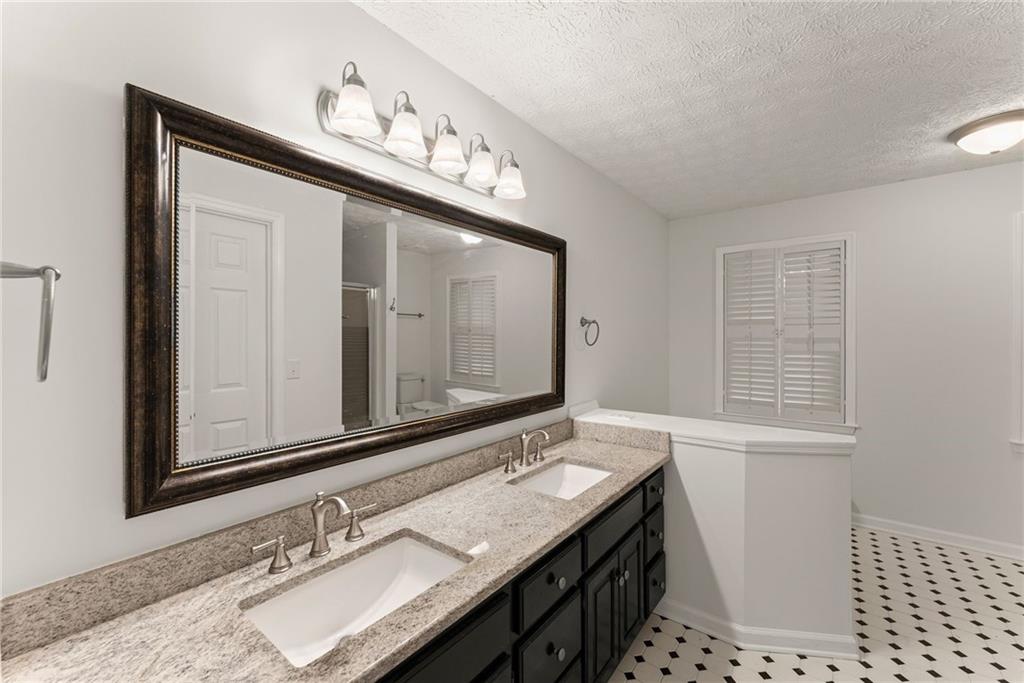 4001 Catawba Ridge Gainesville, GA 30506 - Photo 24 of 72 Gallery Image 24