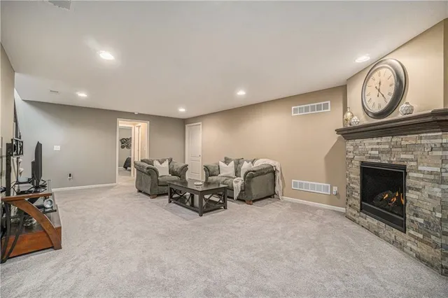$499,950 | 21647 West 177th Terrace, Olathe, KS 66062