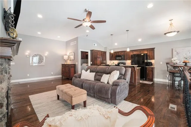 $499,950 | 21647 West 177th Terrace, Olathe, KS 66062