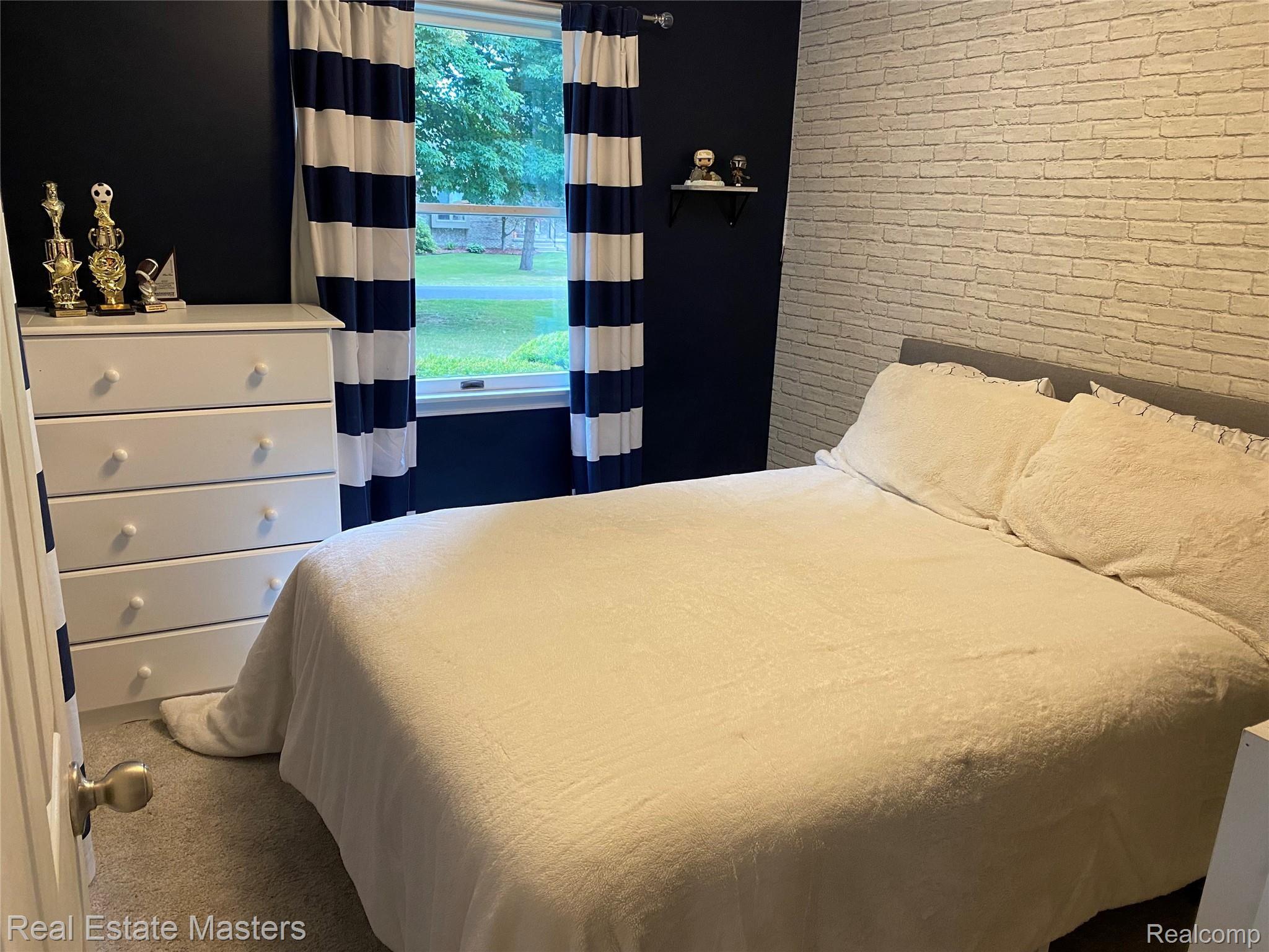 4255 Peck Road Port Huron, MI 48060 - Photo 11 of 20 p19.jpg