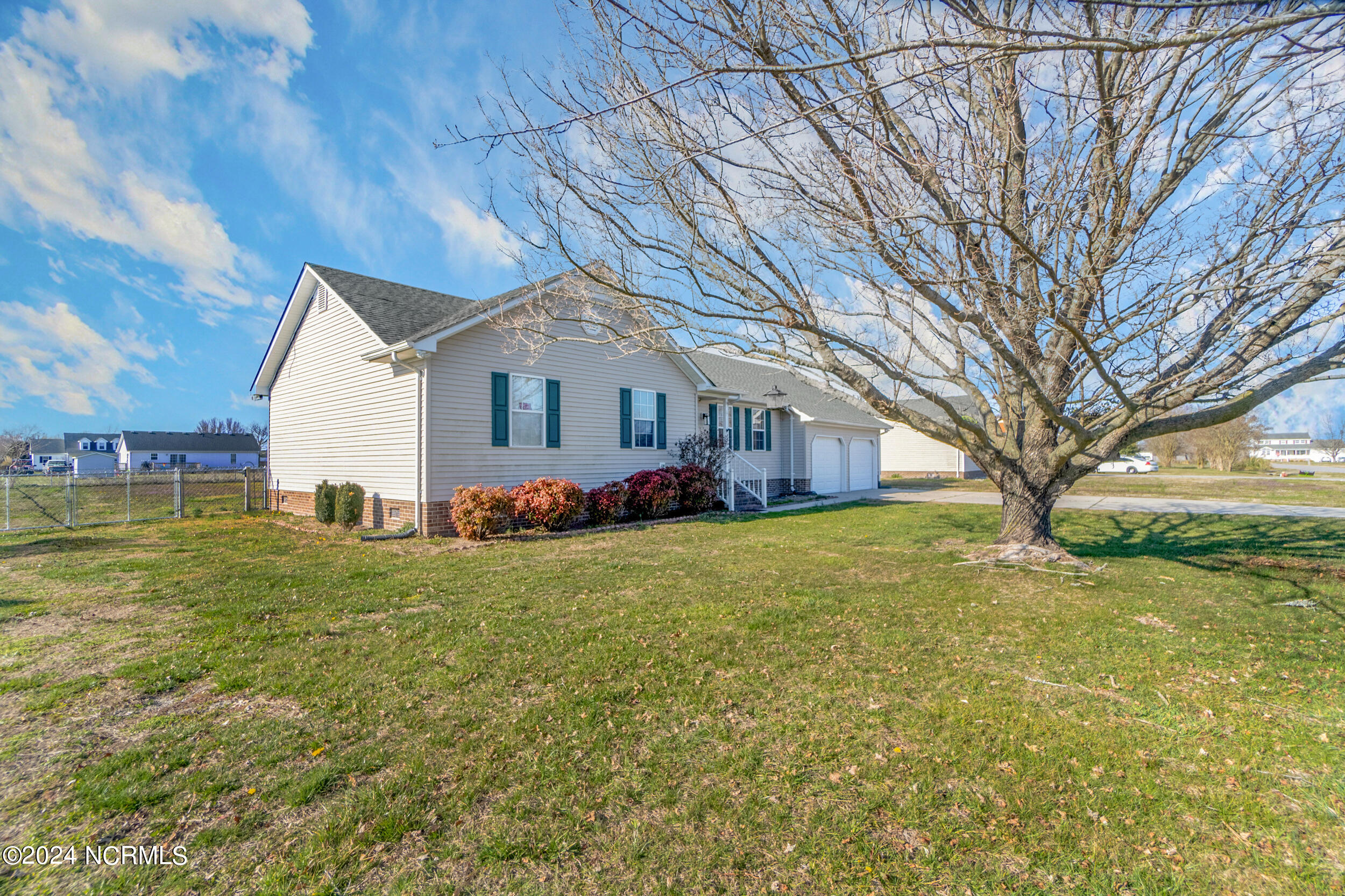 305 Rhonda Road Elizabeth City, NC 27909 - Photo 2 of 25 done_002