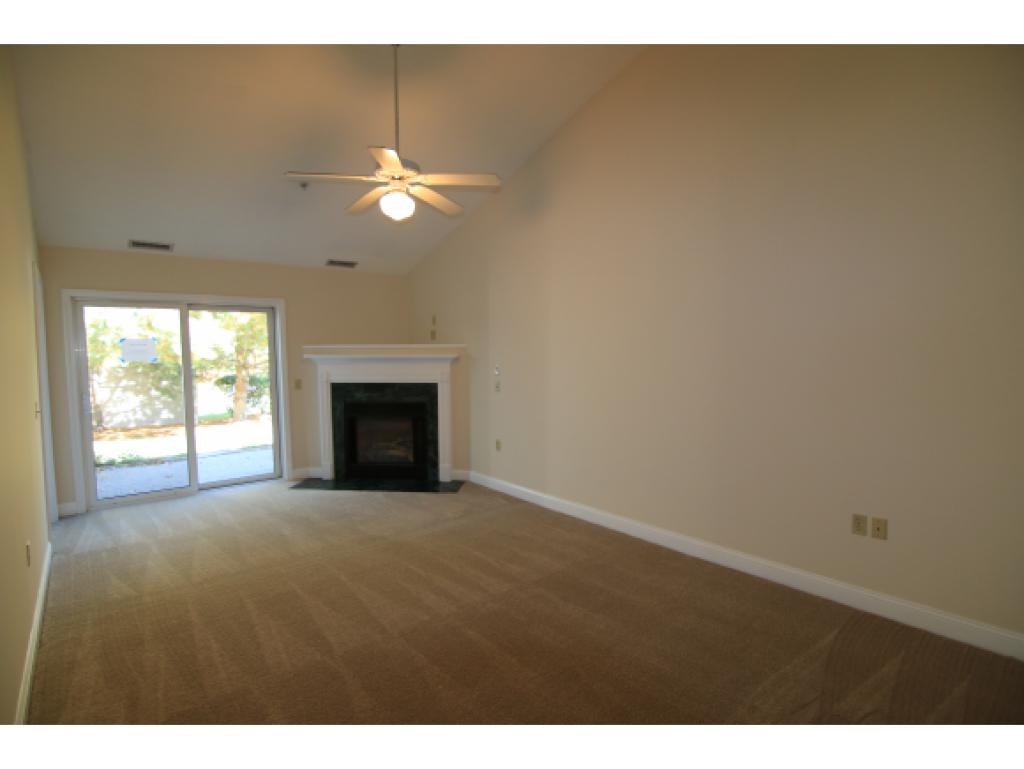 45 Bog Road, Unit D4 Concord, NH 03303 - Photo 13 of 25 Gallery Image 13